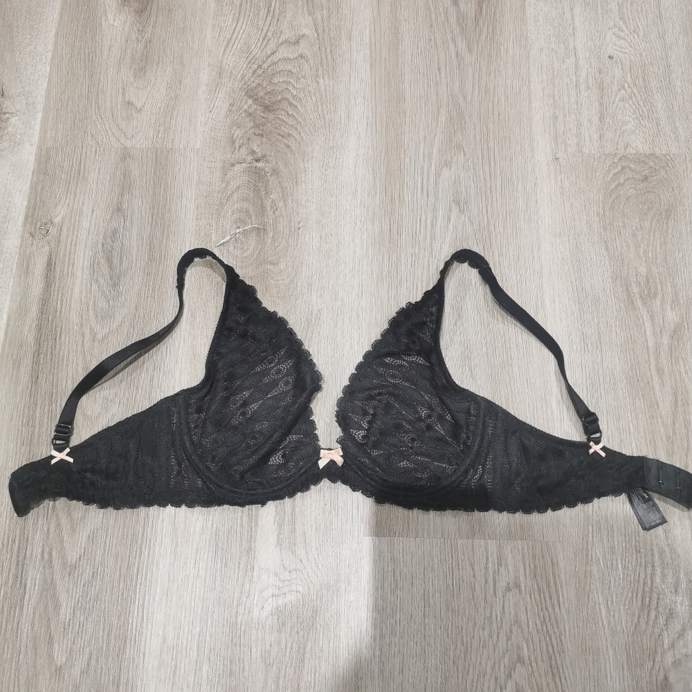 Heidi Klum Black light lace bra